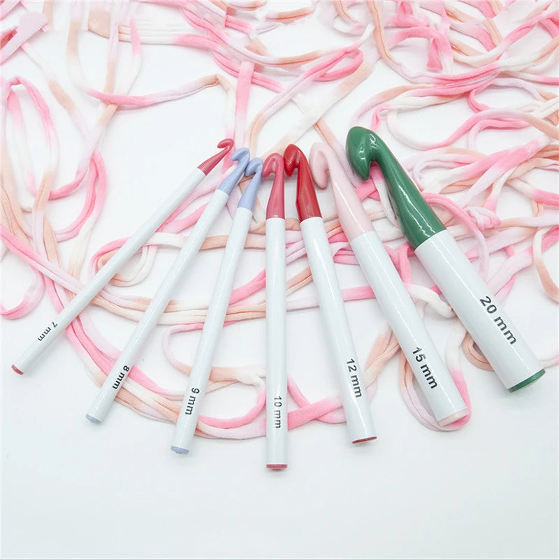 JUEGO DE GANCHOS PLASTICOS GRUESOS